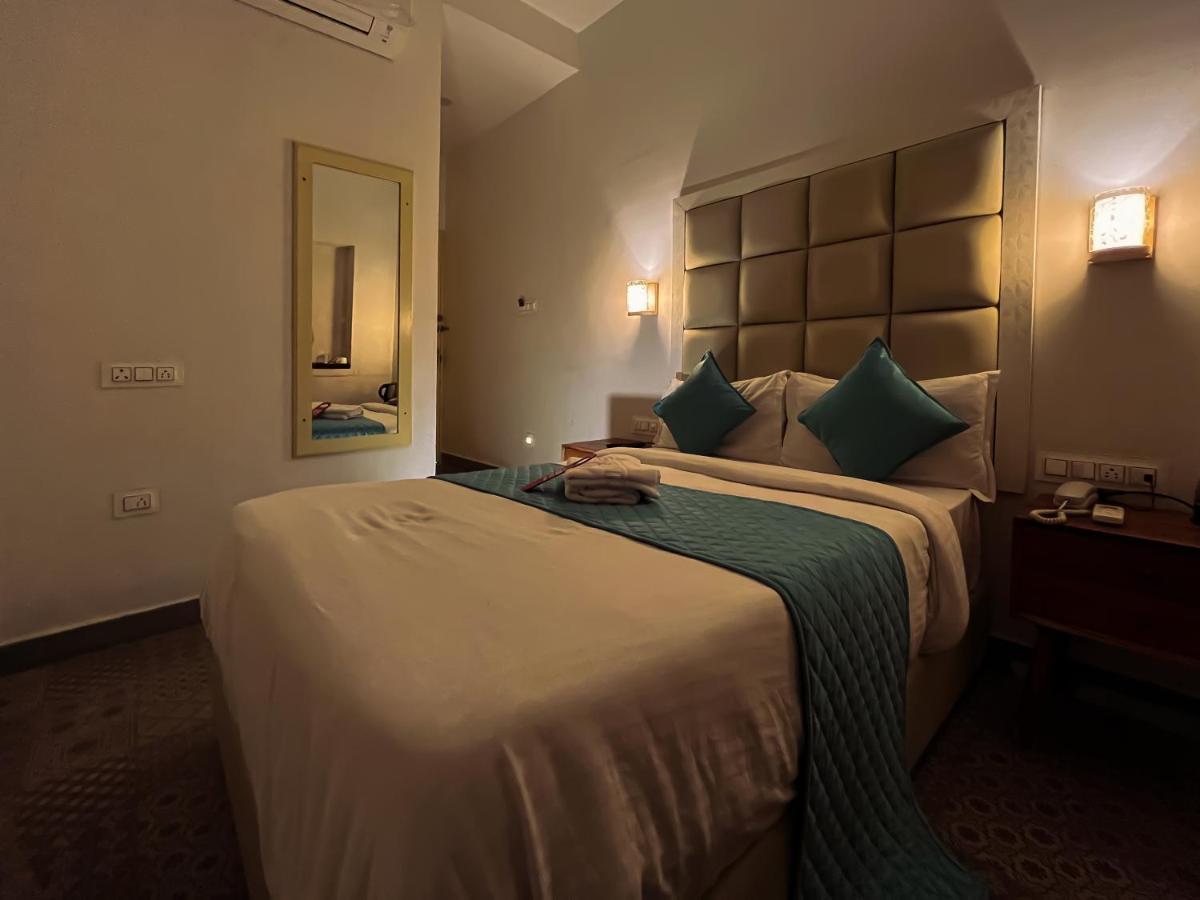 Hinduja Haveli Gulab Sagar Hotel Jodhpur  Exterior photo
